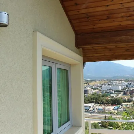 Private Hillside Near Teg Full Privacy * 티라나