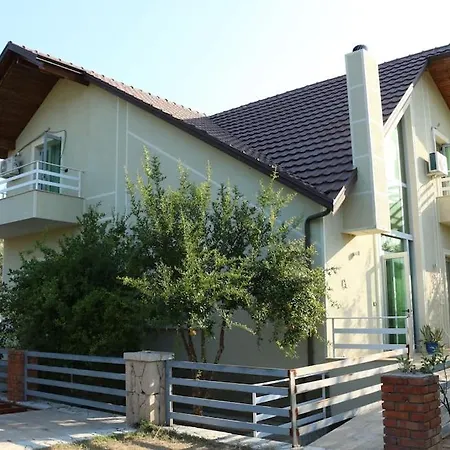 Private Hillside Near Teg Full Privacy * 티라나