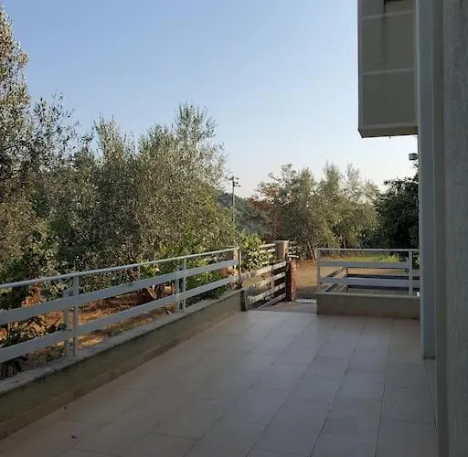 别墅 Private Hillside Near Teg Full Privacy 地拉那