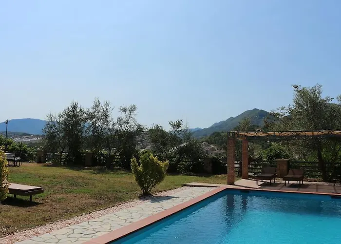 Private Hillside Near Teg Full Privacy * 地拉那