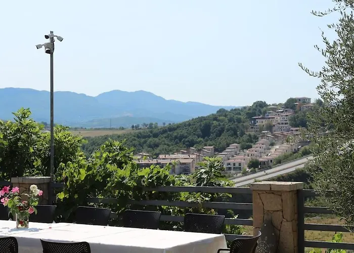 Private Hillside Near Teg Full Privacy 地拉那