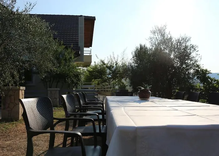 Private Hillside Near Teg Full Privacy *